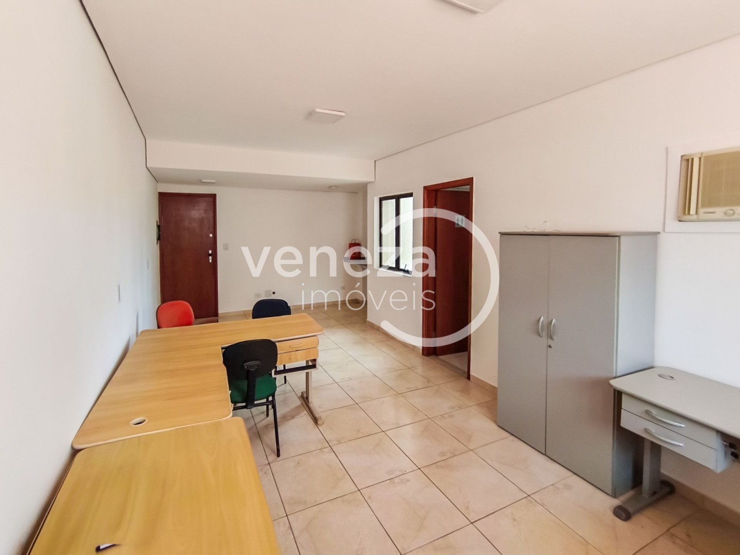Sala para locacao no Centro em Londrina com 40m² por R$ 650 - Foto 2