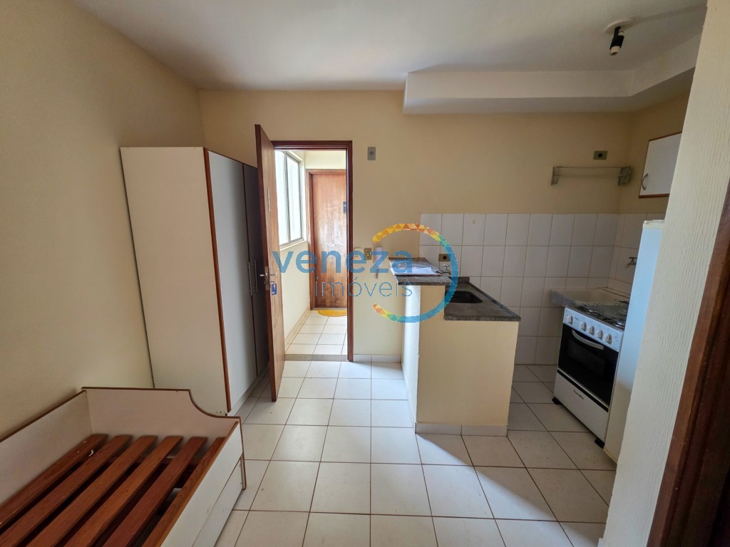 Apartamento para locacao no Cidade Universitaria em Londrina com 33,43m² por R$ 750,00