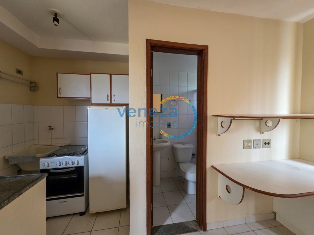 Apartamento para locação no bairro Cidade Universitaria de Londrina com 17m<sup>2</sup> útil, 1 quarto, 1 vaga de garagem