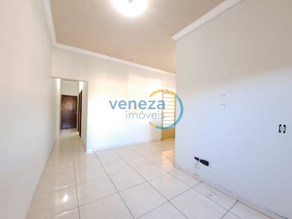 Casa Residencial para venda no Jardim Paris em Londrina com 260m² por R$ 190.000,00