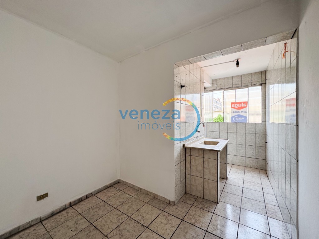 Apartamento para locacao no Centro em Londrina com 40m² por R$ 520,00