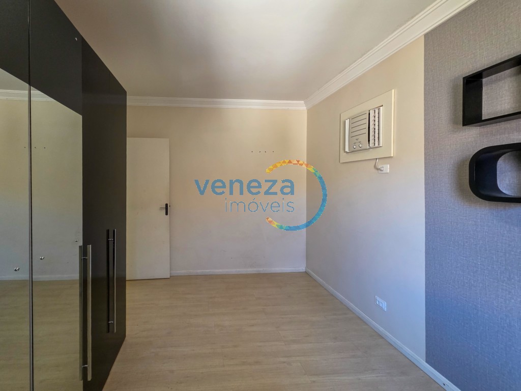 Casa Residencial para locação no bairro Jamaica de Londrina com 205m<sup>2</sup> útil, 3 quartos, 2 vagas de garagem