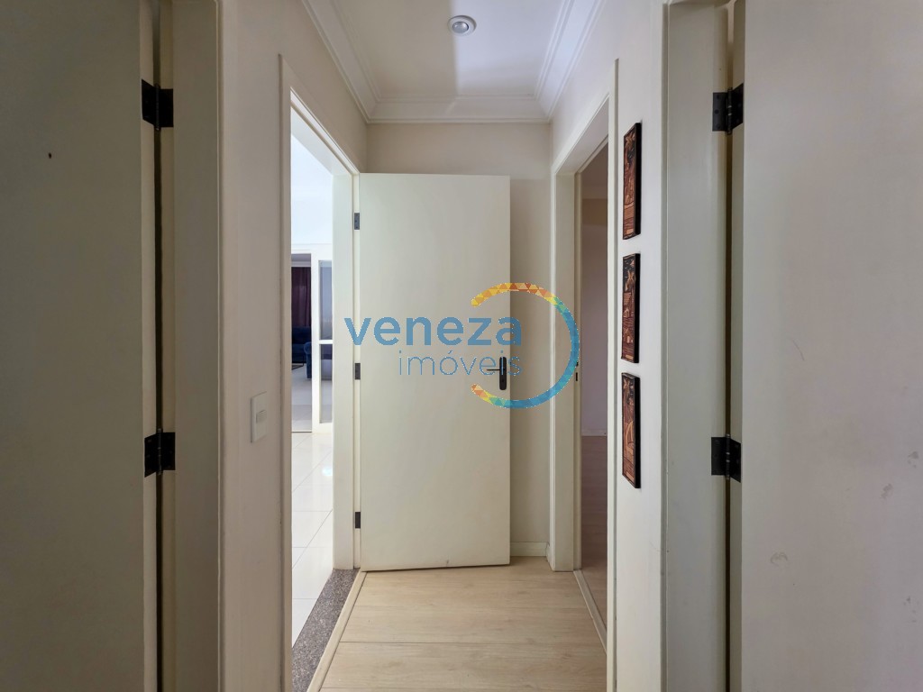 Casa Residencial para locação no bairro Jamaica de Londrina com 205m<sup>2</sup> útil, 3 quartos, 2 vagas de garagem