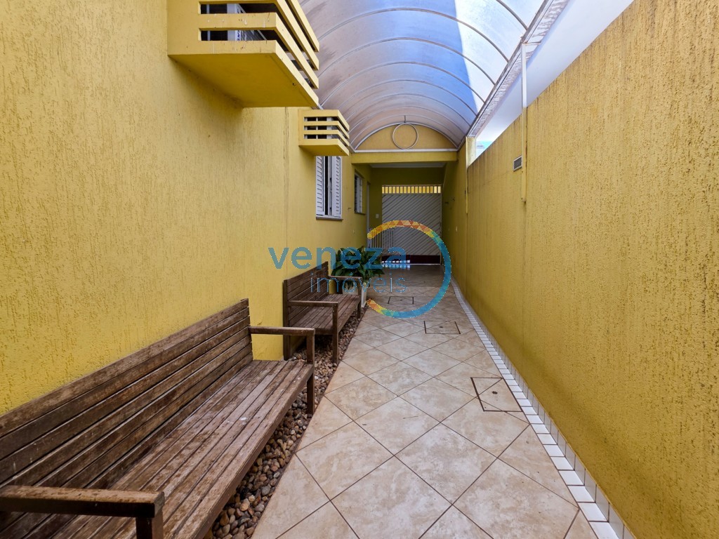 Casa Residencial para locação no bairro Jamaica de Londrina com 205m<sup>2</sup> útil, 3 quartos, 2 vagas de garagem