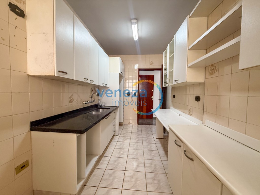 Apartamento para locação no bairro Centro de Londrina com 84.22m<sup>2</sup> útil, 3 quartos, 1 vaga de garagem - Foto 20