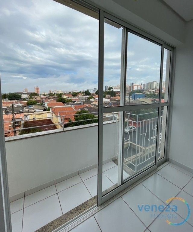 Apartamento para venda no Ipiranga em Londrina com 92,79m² por R$ 270.000,00