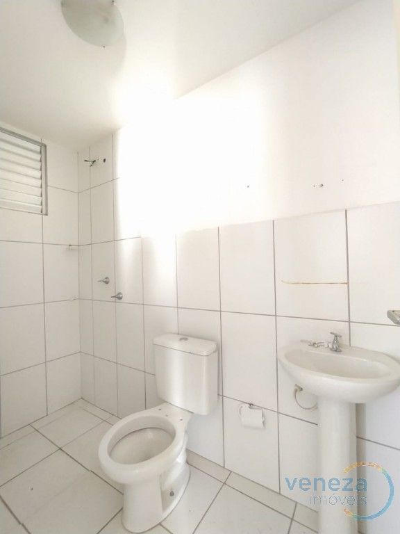 Apartamento para venda no Nacoes Unidas em Londrina com 66,07m² por R$ 170.000,00