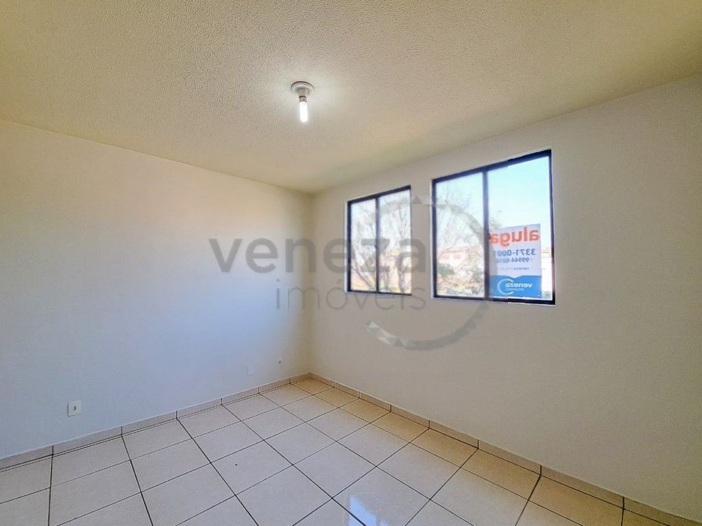 Apartamento para venda no Sabara em Londrina com 60m² por R$ 113.000,00