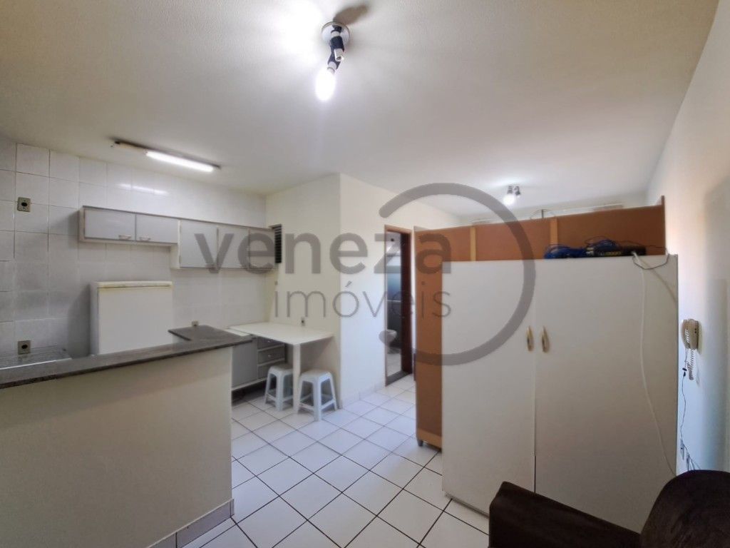Apartamento para locacao no Cidade Universitaria em Londrina com 43,75m² por R$ 950,00