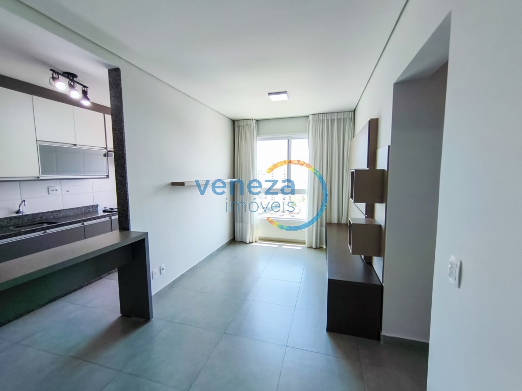 Apartamento para locacao no Centro em Londrina com 115,62m² por R$ 2.400,00