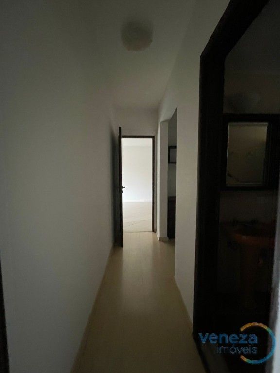 Apartamento para locação no bairro Centro de Londrina com 96m<sup>2</sup> útil, 2 quartos, 1 vaga de garagem