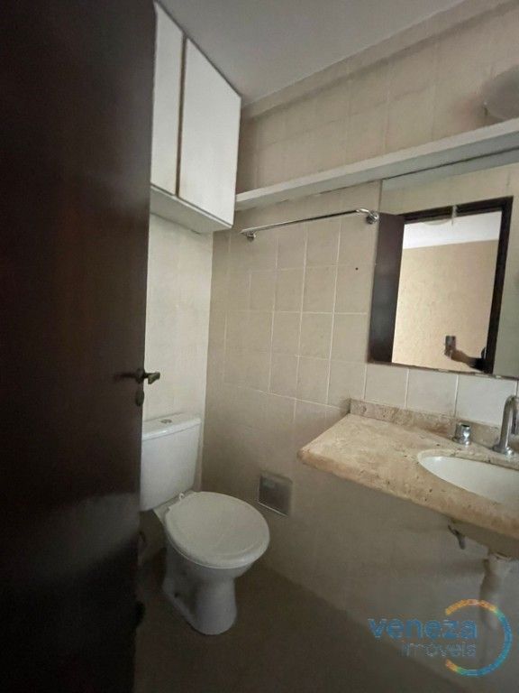 Apartamento para locação no bairro Centro de Londrina com 96m<sup>2</sup> útil, 2 quartos, 1 vaga de garagem