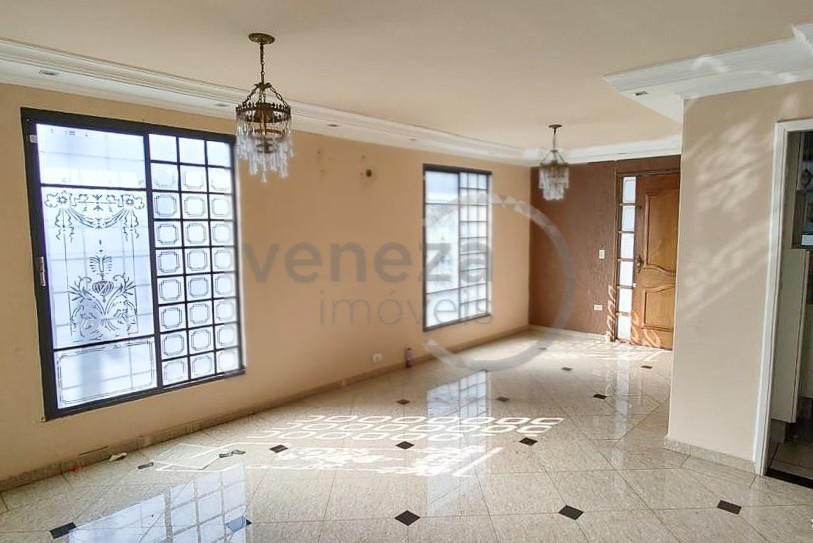 Casa Residencial para venda no Sao Pedro em Londrina com 396m² por R$
                                                                                                                                                800.000,00                                                                                                                                        