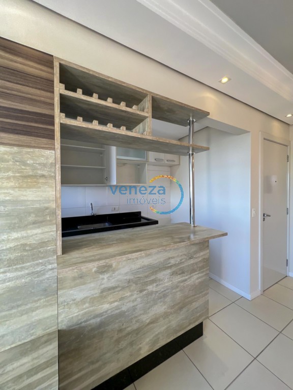 Apartamento para venda no bairro Portal dos Ramos de Londrina - Foto 17