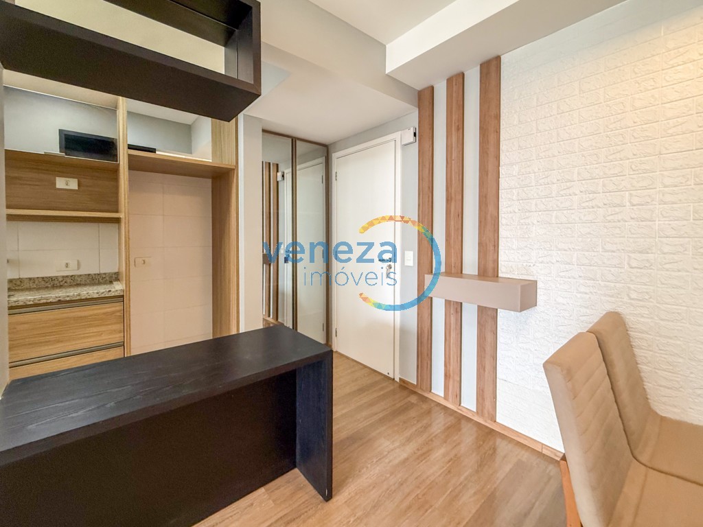 Apartamento para locação no bairro Gleba Palhano de Londrina com 75.5m<sup>2</sup> útil, 3 quartos, 1 vaga de garagem