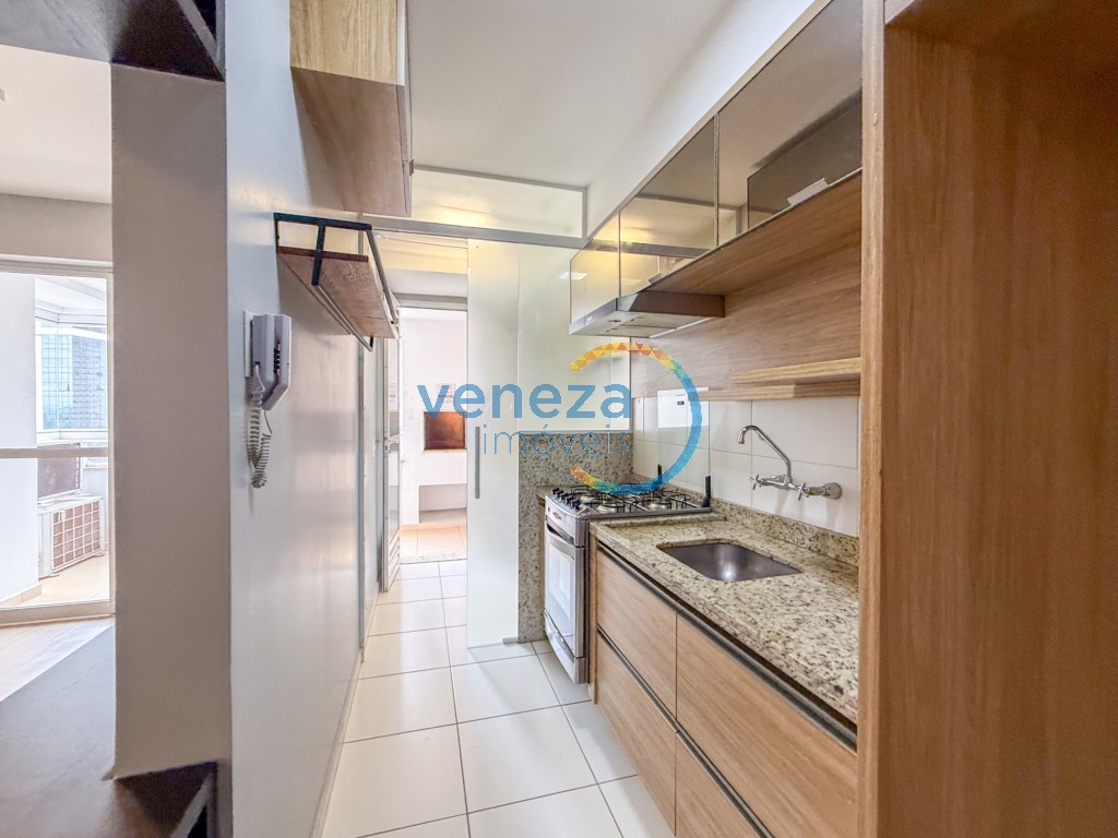 Apartamento para locação no bairro Gleba Palhano de Londrina com 75.5m<sup>2</sup> útil, 3 quartos, 1 vaga de garagem