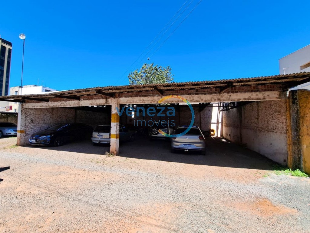 Barracão_salão_loja para venda no Centro em Arapongas com 875m² por R$ 2.700.000,00