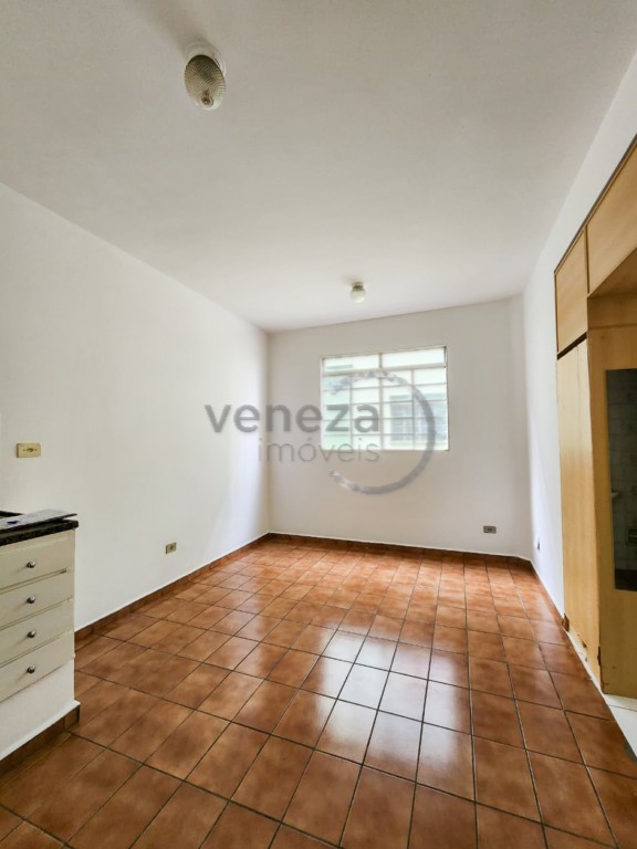 Apartamento para venda no Centro em Londrina com 28m² por R$
                                                                                                                                                131.250,00                                                                                                                                        