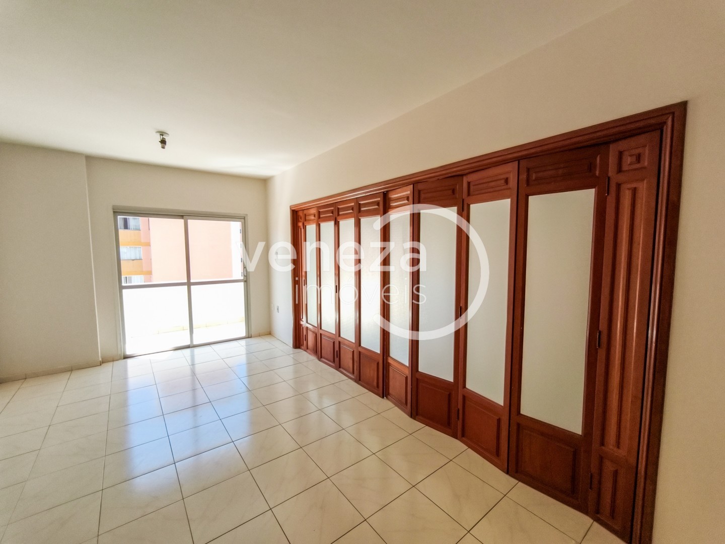 Apartamento para locação no bairro Centro de Londrina - Foto 5