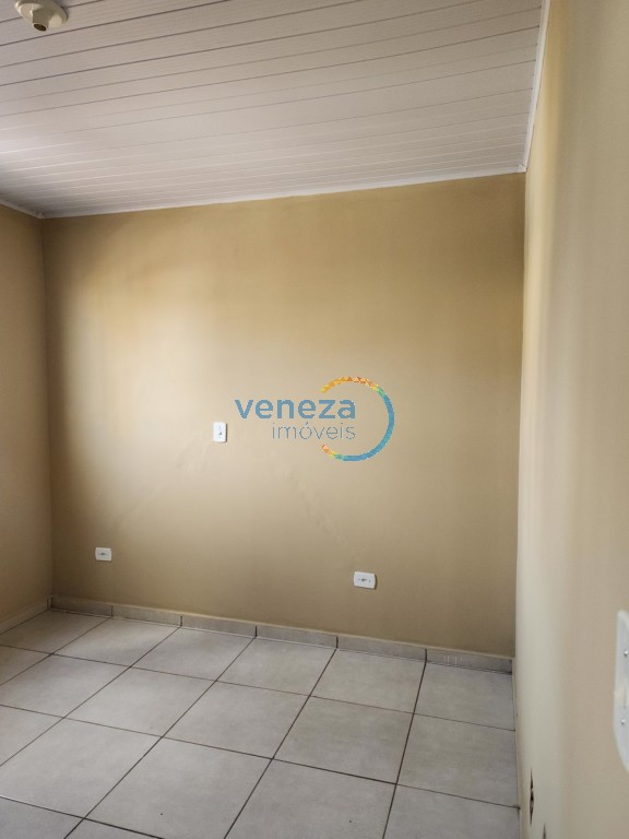Apartamento para locacao no Centro em Londrina com 40m² por R$ 975,00