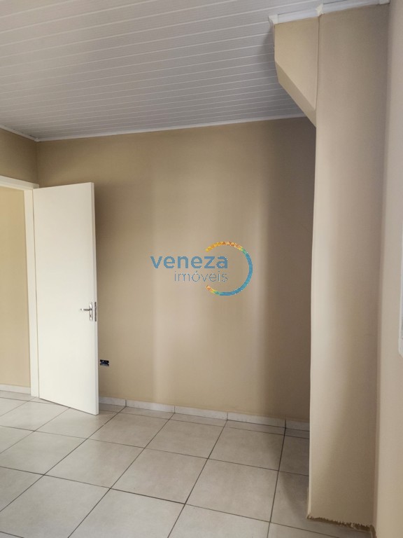 Apartamento para locacao no Centro em Londrina com 40m² por R$ 975,00