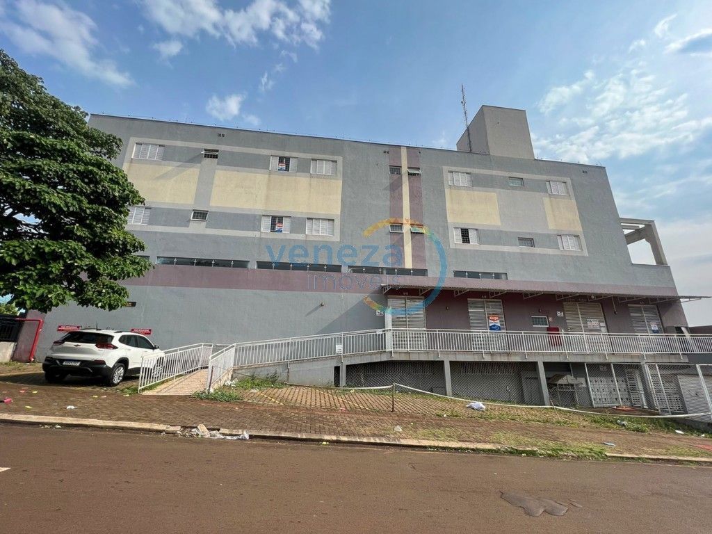 Apartamento para locacao no Centro em Londrina com 40m² por R$ 850,00