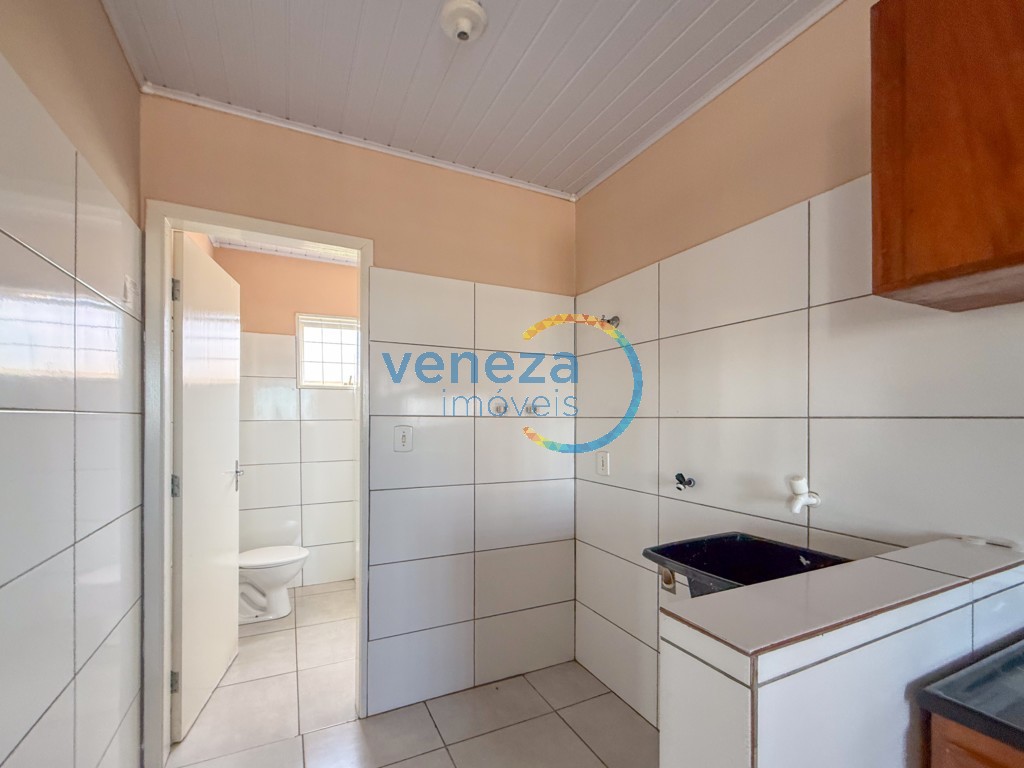 Apartamento para locação no bairro Centro de Londrina com 40m<sup>2</sup> útil, 1 quarto, 1 vaga de garagem