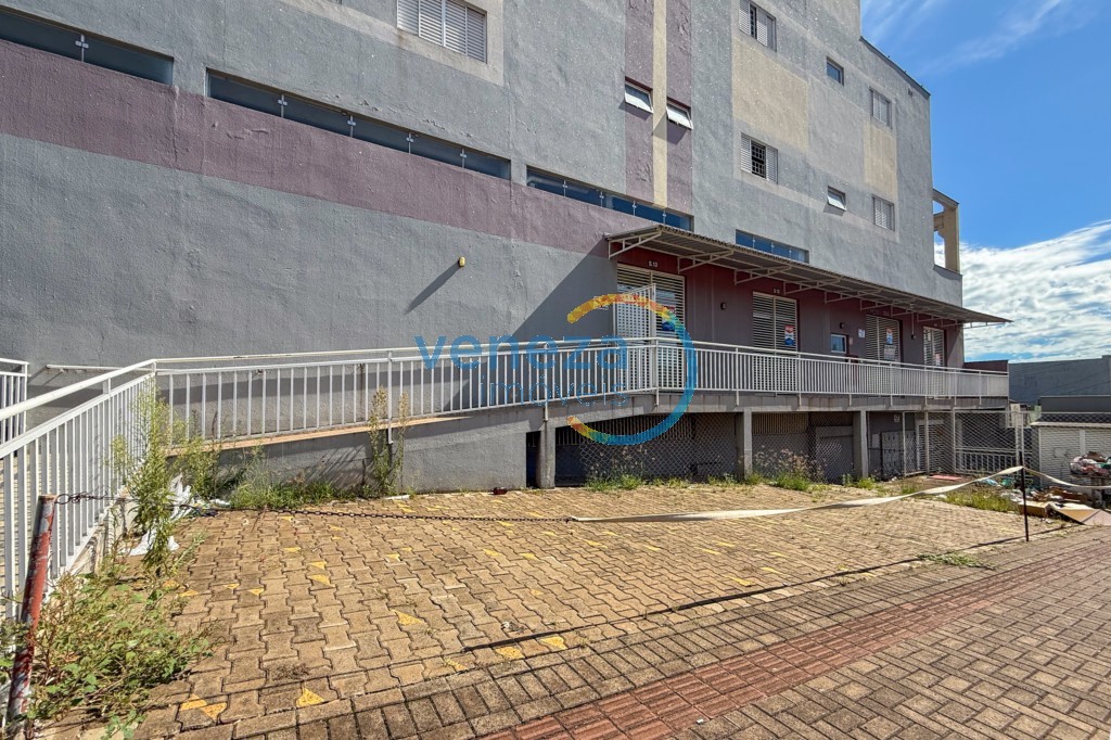 Apartamento para locação no bairro Centro de Londrina com 40m<sup>2</sup> útil, 1 quarto, 1 vaga de garagem