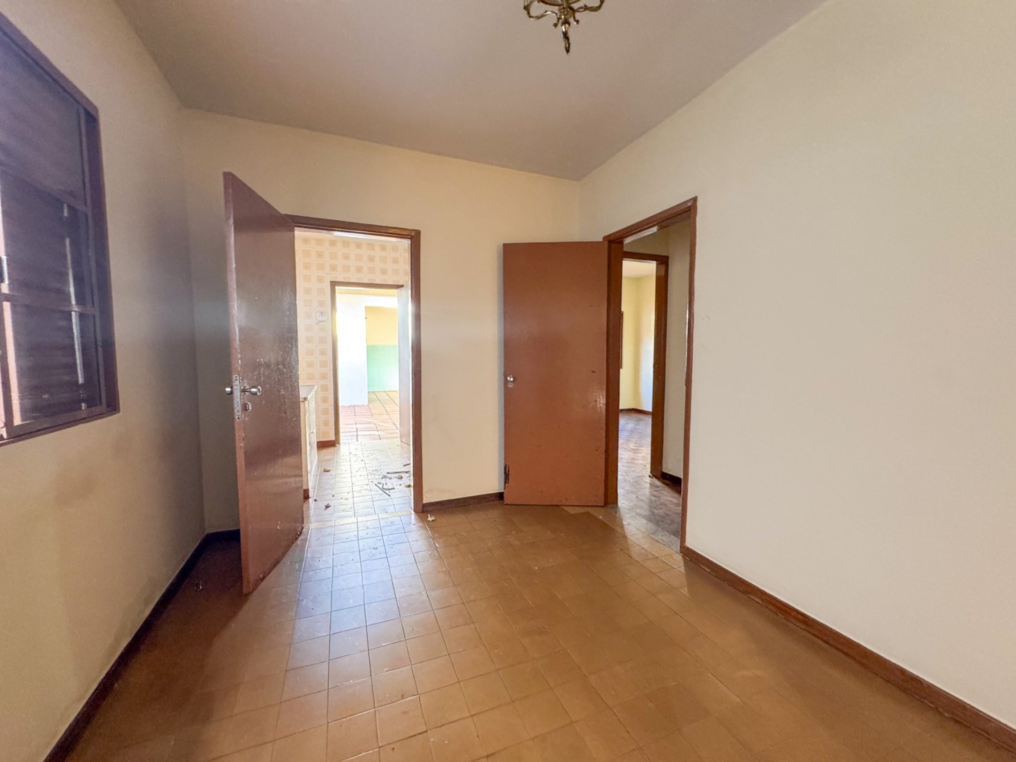 Casa Residencial para locação no bairro Amaro de Londrina - Foto 7