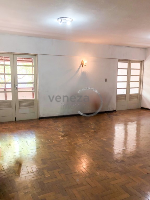 Apartamento para venda no Centro em Londrina com 141m² por R$
                                                                                                                                                430.000,00                                                                                                                                        
