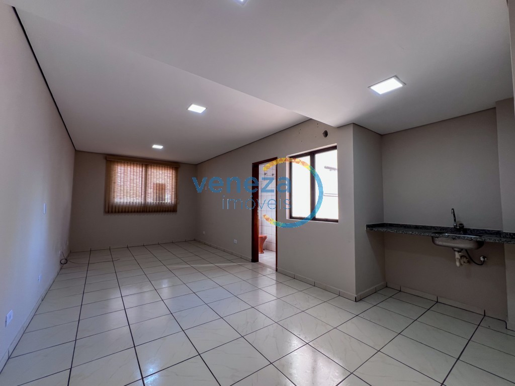 Sala para locacao no Centro em Londrina com 45m² por R$ 950,00