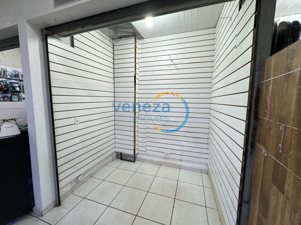 Barracão_salão_loja para locacao no Vivi Xavier em Londrina com 4m² por R$ 562,50