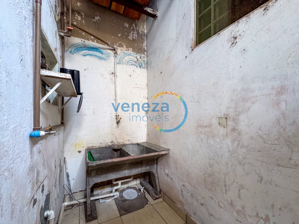 Salão-loja para locação no bairro Centro de Londrina - Foto 21
