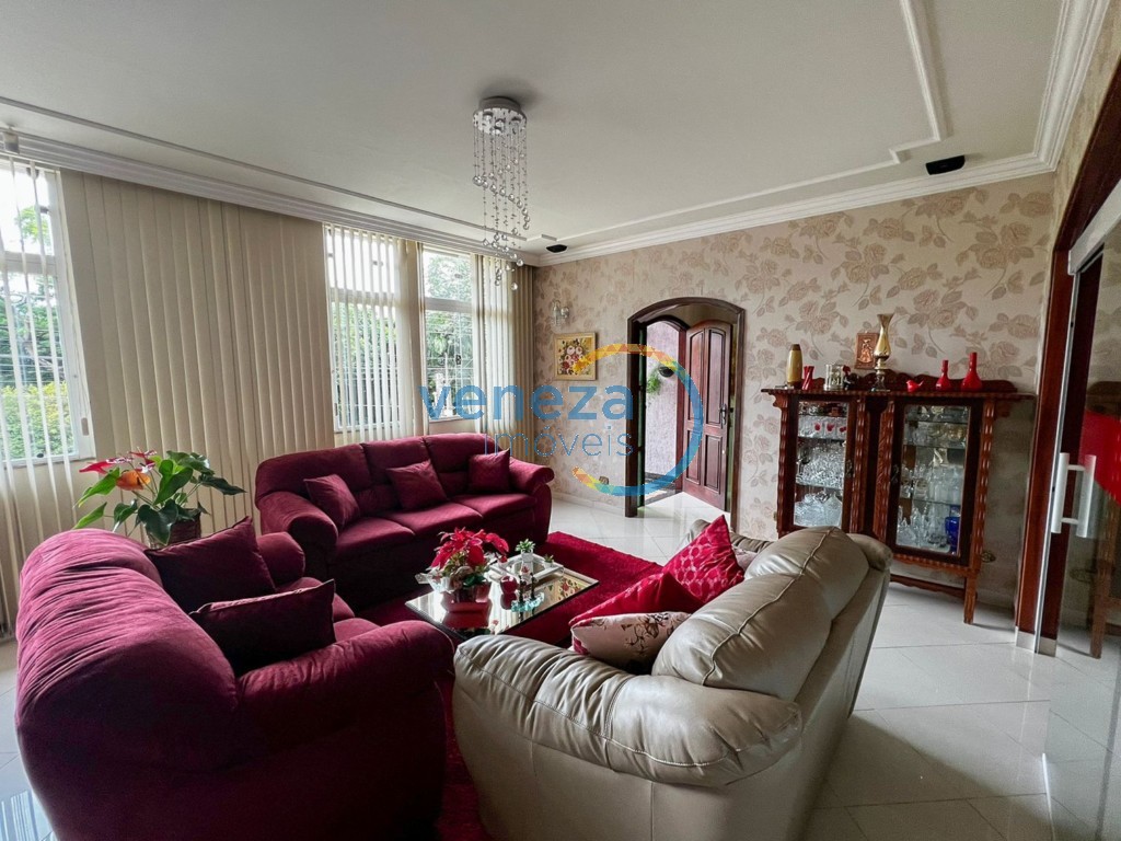 Casa Residencial para venda no Caravelle em Londrina com 266,86m² por R$ 850.000,00