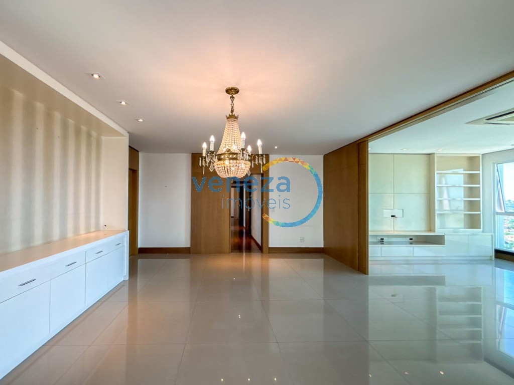 Apartamento à venda no bairro Gleba Palhano de Londrina com 285.81m<sup>2</sup> útil, 3 quartos, 4 vagas de garagem