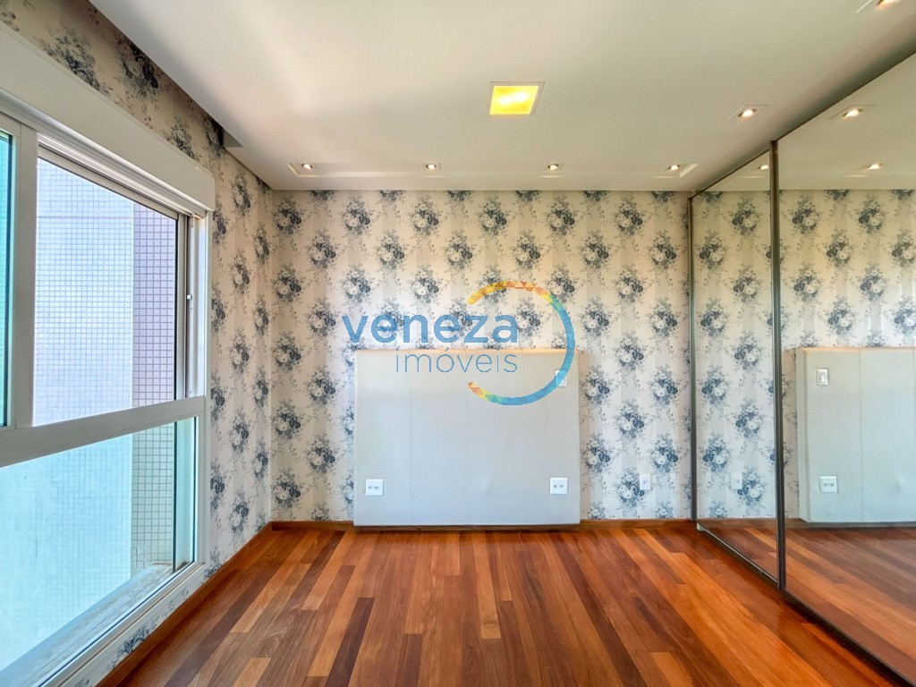 Apartamento à venda no bairro Gleba Palhano de Londrina com 285.81m<sup>2</sup> útil, 3 quartos, 4 vagas de garagem