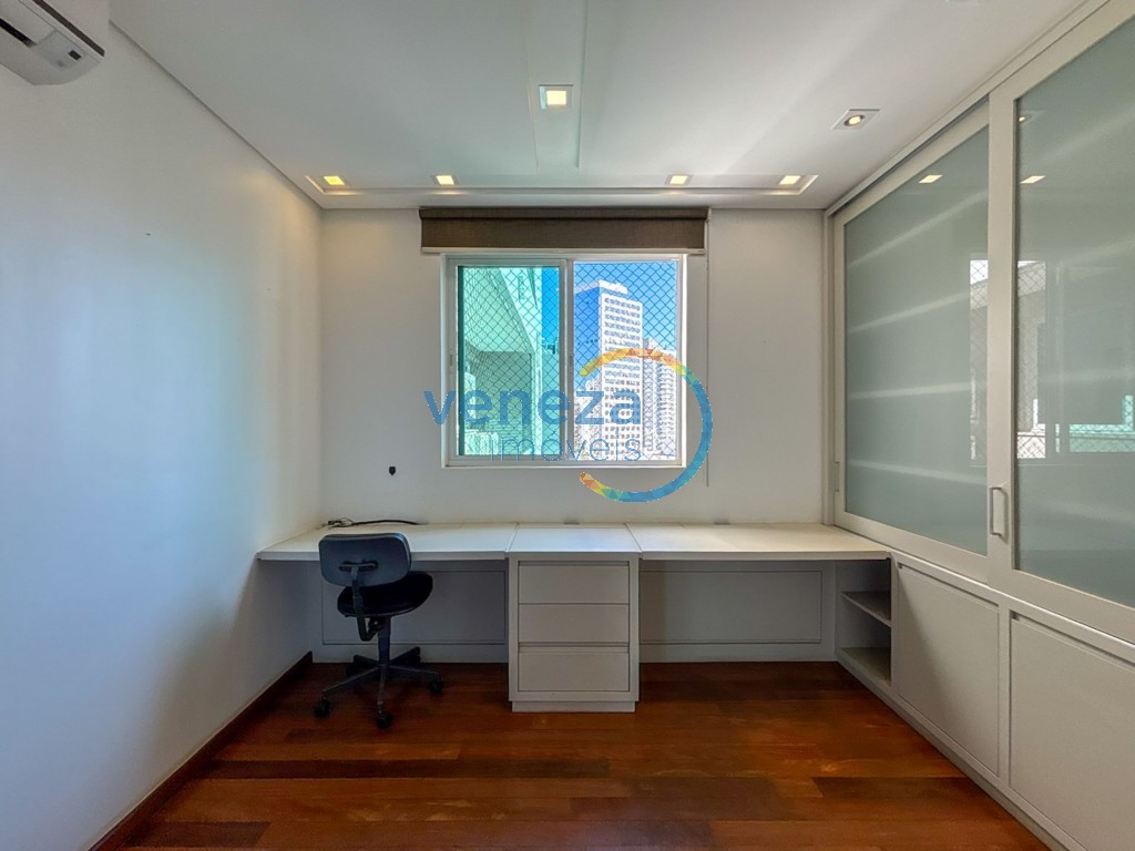 Apartamento à venda no bairro Gleba Palhano de Londrina com 285.81m<sup>2</sup> útil, 3 quartos, 4 vagas de garagem