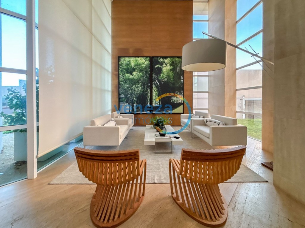 Apartamento à venda no bairro Gleba Palhano de Londrina com 285.81m<sup>2</sup> útil, 3 quartos, 4 vagas de garagem