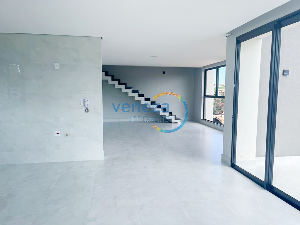Casa Residencial para venda no bairro Portal de Versalhes de Londrina - Foto 5