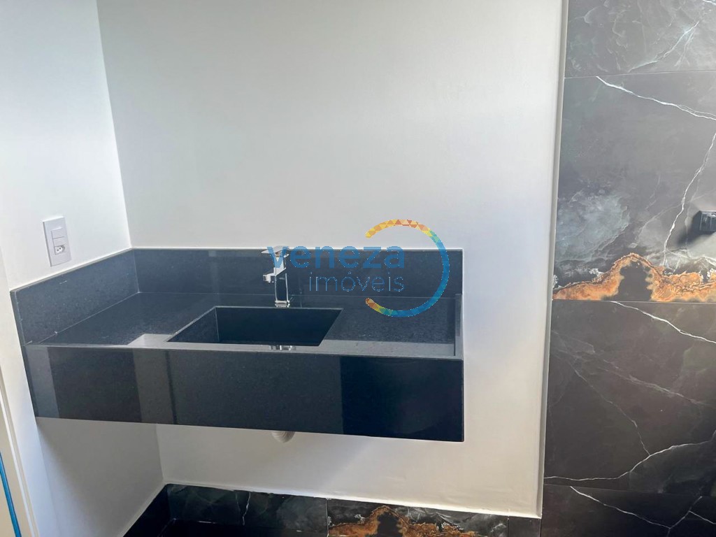 Casa Residencial para venda no bairro Portal de Versalhes de Londrina - Foto 16