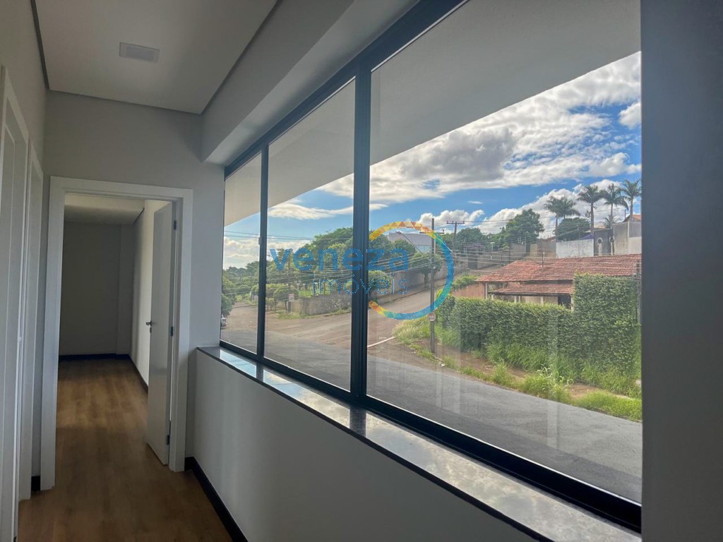 Casa Residencial para venda no bairro Portal de Versalhes de Londrina - Foto 17