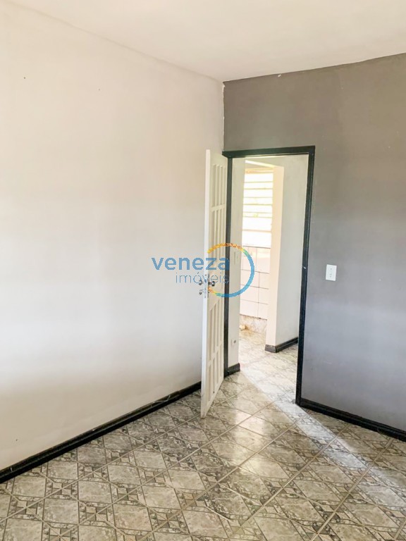 Casa Residencial para venda no Jose Garcia Molina em Londrina com 44m² por R$ 230.000  - Foto 3