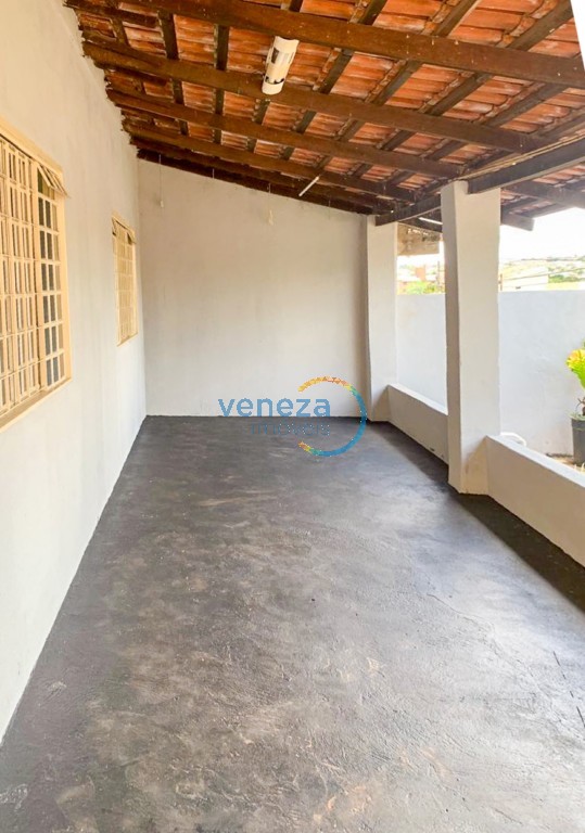 Casa Residencial para venda no bairro Jose Garcia Molina de Londrina - Foto 8