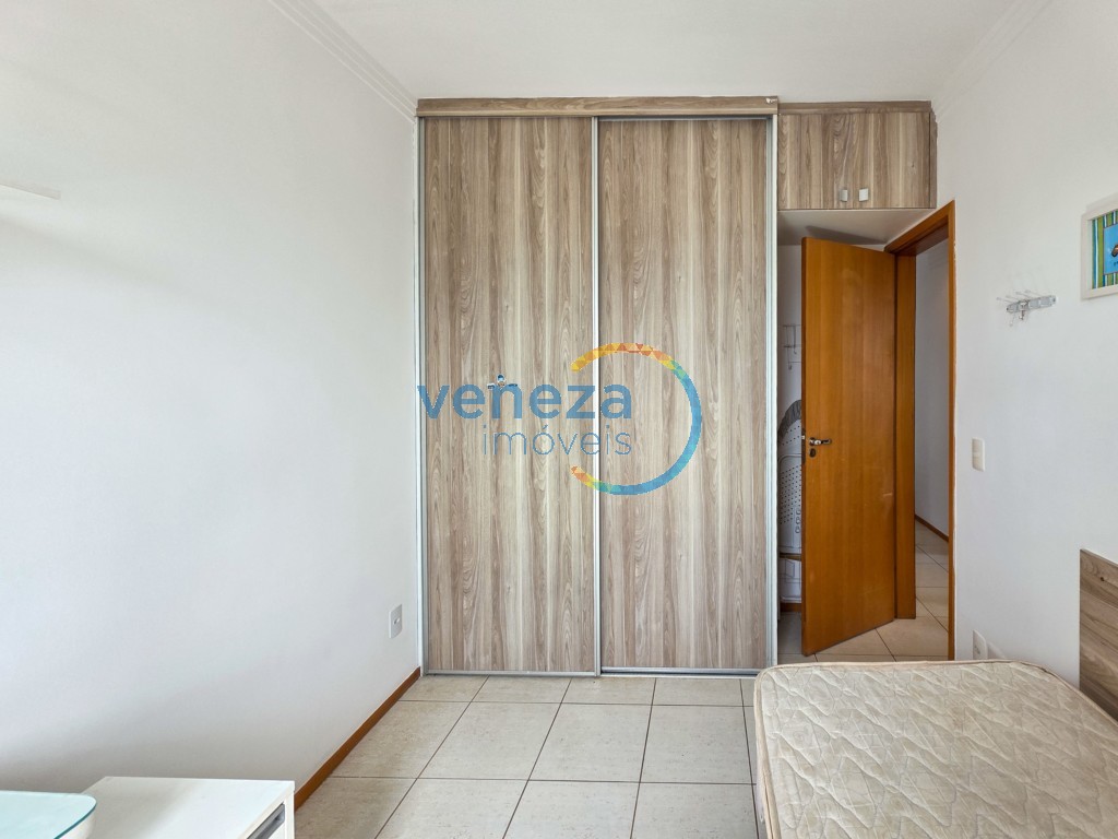 Apartamento para locação no bairro Centro de Londrina com 70.6m<sup>2</sup> útil, 3 quartos, 2 vagas de garagem