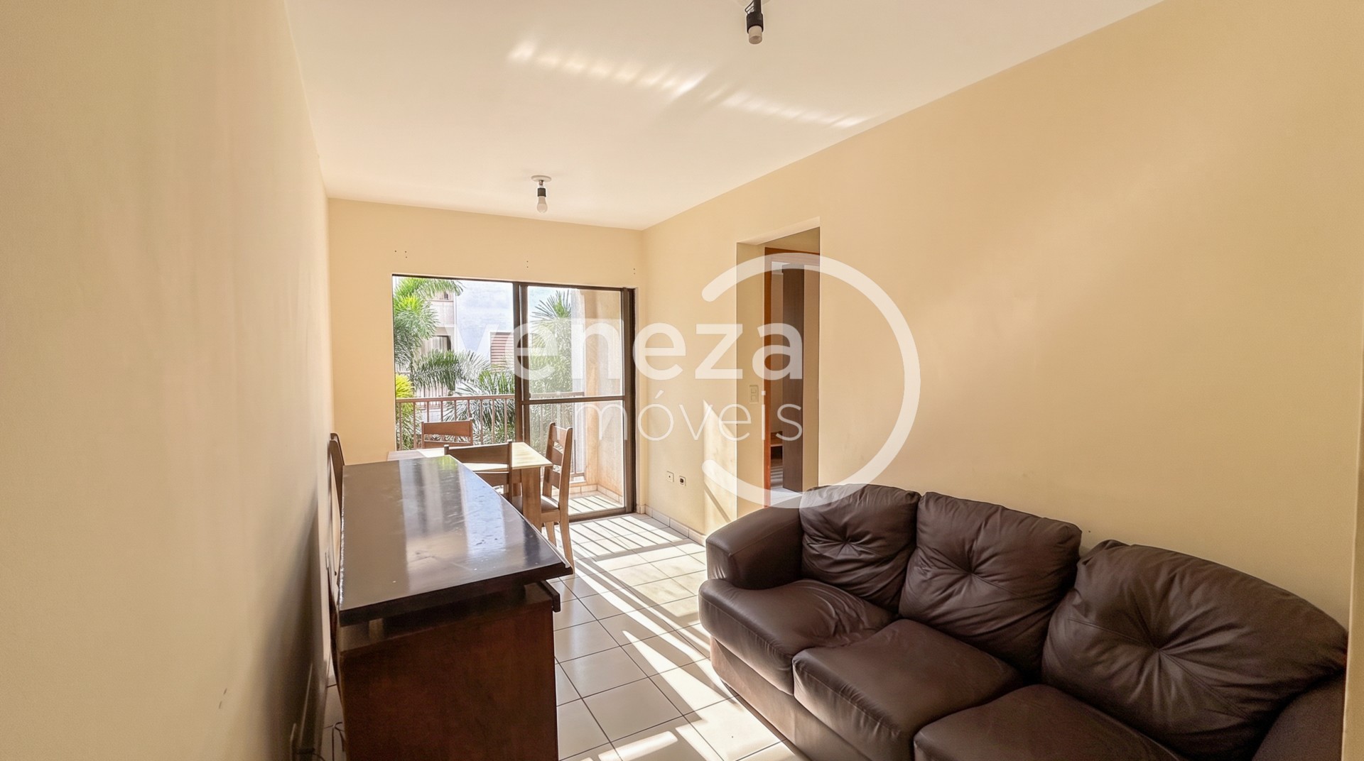 Apartamento para locacao no Alto da Colina em Londrina com 75m² por R$ 1.500