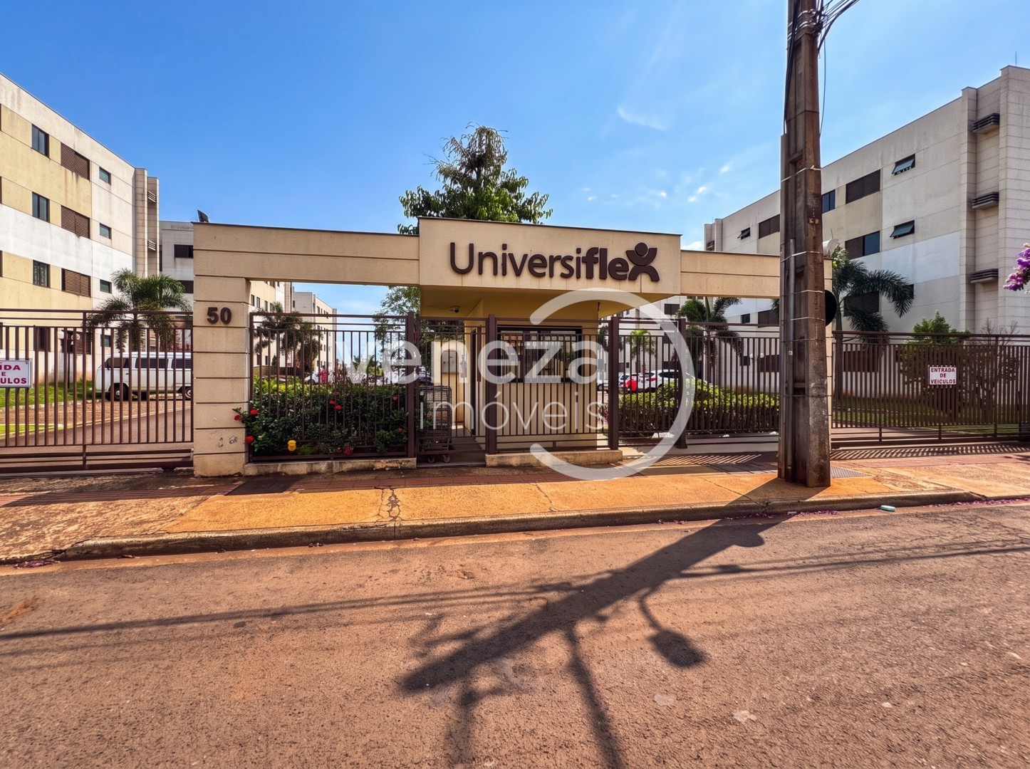 Apartamento para locacao no Alto da Colina em Londrina com 75m² por R$ 1.500