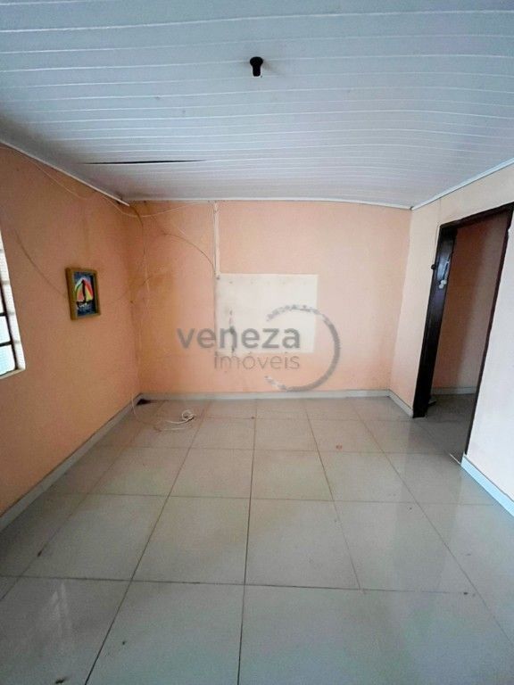 Casa Residencial para locacao no Siam em Londrina com 39,73m² por R$ 900,00