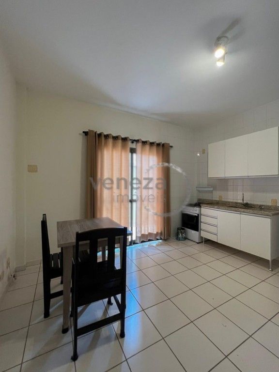 Apartamento para locacao no Centro em Londrina com 35m² por R$ 1.400,00  - Foto 3