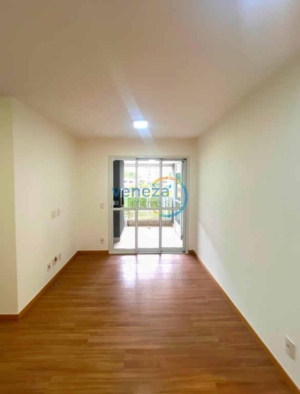 Apartamento para locação no bairro Gleba Palhano de Londrina com 81.62m<sup>2</sup> útil, 3 quartos, 1 vaga de garagem