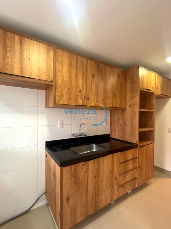 Apartamento para locação no bairro Gleba Palhano de Londrina com 81.62m<sup>2</sup> útil, 3 quartos, 1 vaga de garagem